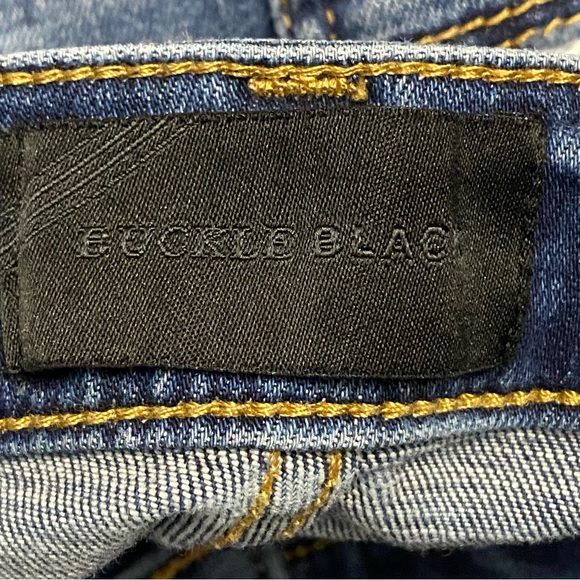Buckle Black Women’s Distressed Denim Medium Wash Stretch Mom Jeans Size 33x30 - Picture 10 of 14